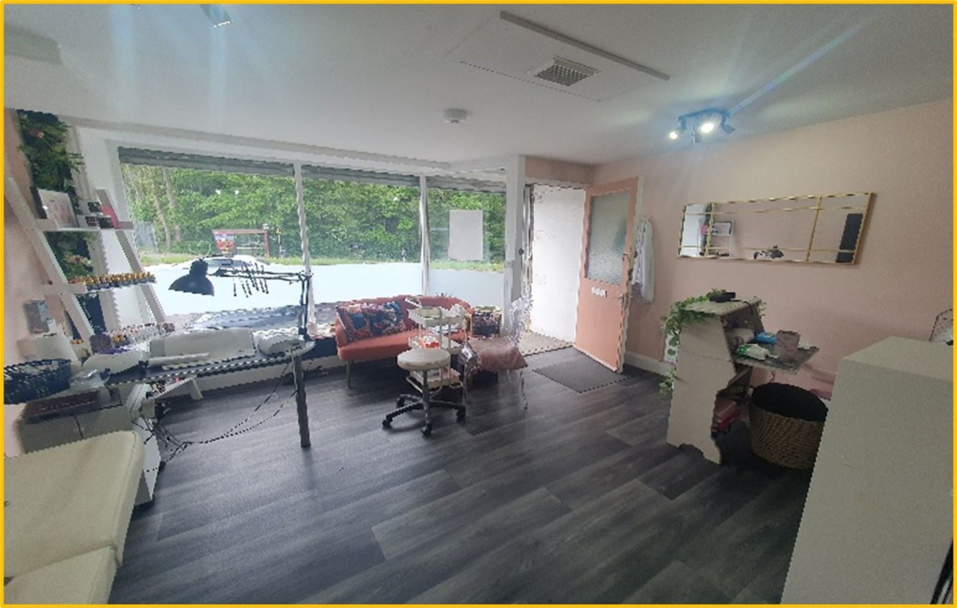 401-403 Bradford Rd, Huddersfield en alquiler Foto del interior- Imagen 1 de 2