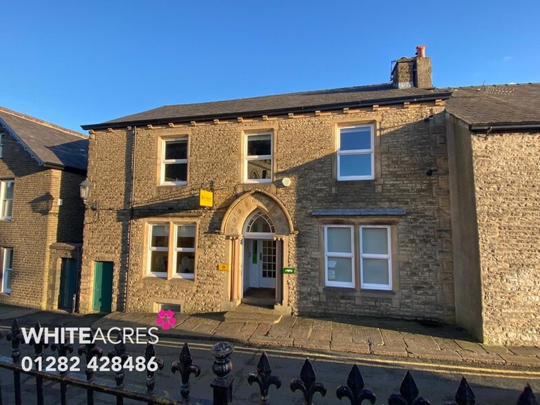 2 Church Brow, Clitheroe en venta - Foto del edificio - Imagen 2 de 10