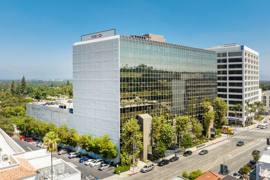 16311 Ventura Blvd, Encino, CA en alquiler - Foto del edificio - Imagen 1 de 18