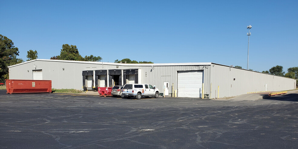 1936 Lower Silver Lake Rd, Topeka, KS en venta - Foto del edificio - Imagen 2 de 7