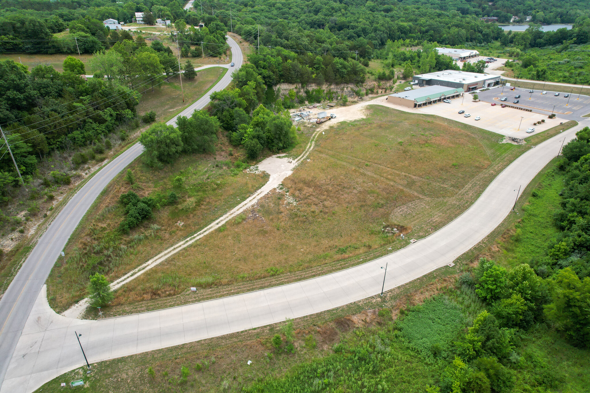 1.79 Ac. Bavarian Hills Plaza, Hermann, MO en venta Foto principal- Imagen 1 de 12