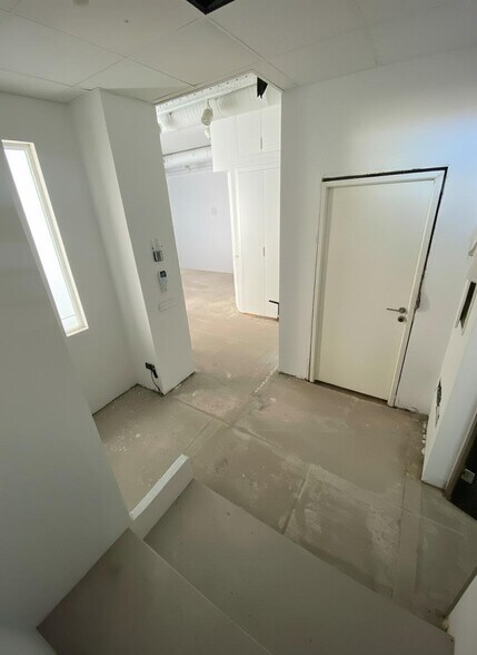 Local en Marbella, Málaga en venta - Foto del interior - Imagen 2 de 15