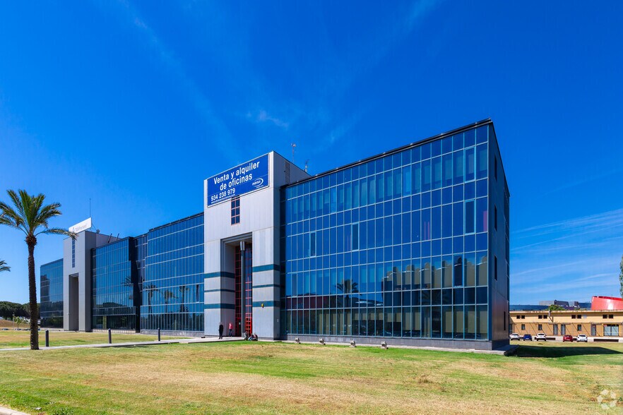 Carrer de la Garrotxa, 6, El Prat de Llobregat, Barcelona en venta - Foto del edificio - Imagen 2 de 4