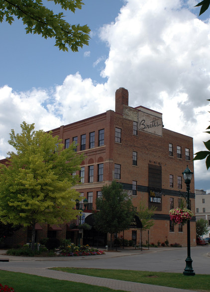 11 Civic Center Plz, Mankato, MN en alquiler - Foto del edificio - Imagen 1 de 22