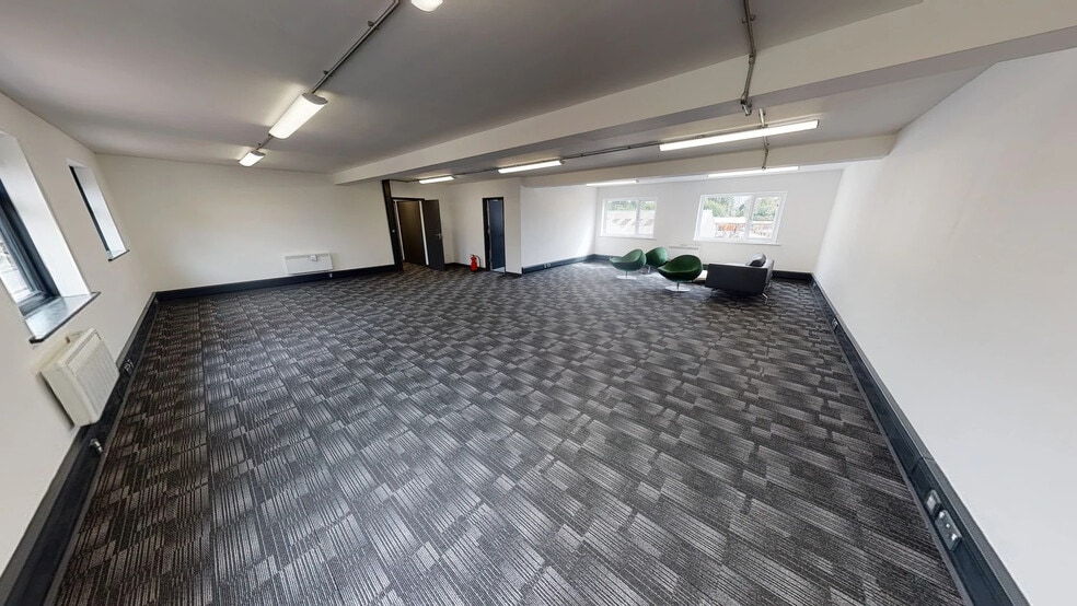 207-209 Torrington Ave, Coventry en venta - Matterport 3D Scan - Imagen 3 de 30