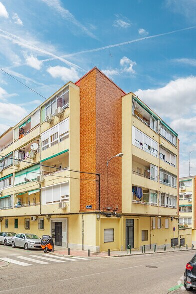 Calle de Aguilafuente, 71, Madrid, Madrid en venta - Foto principal - Imagen 1 de 1