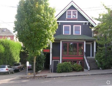 2326-2330 NW Everett St, Portland, OR en alquiler - Foto del edificio - Imagen 2 de 22