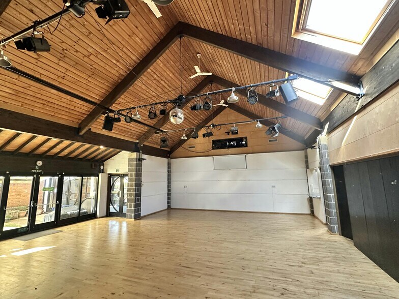 49 Elmwood Rd, London en alquiler - Foto del edificio - Imagen 1 de 7