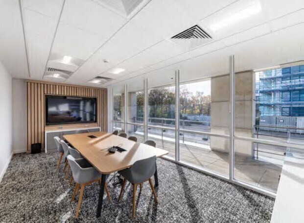 450-500 Silbury Blvd, Milton Keynes en alquiler - Foto del edificio - Imagen 2 de 10
