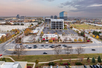 1695 E Golf Rd, Schaumburg, IL - vista aérea  vista de mapa - Image1