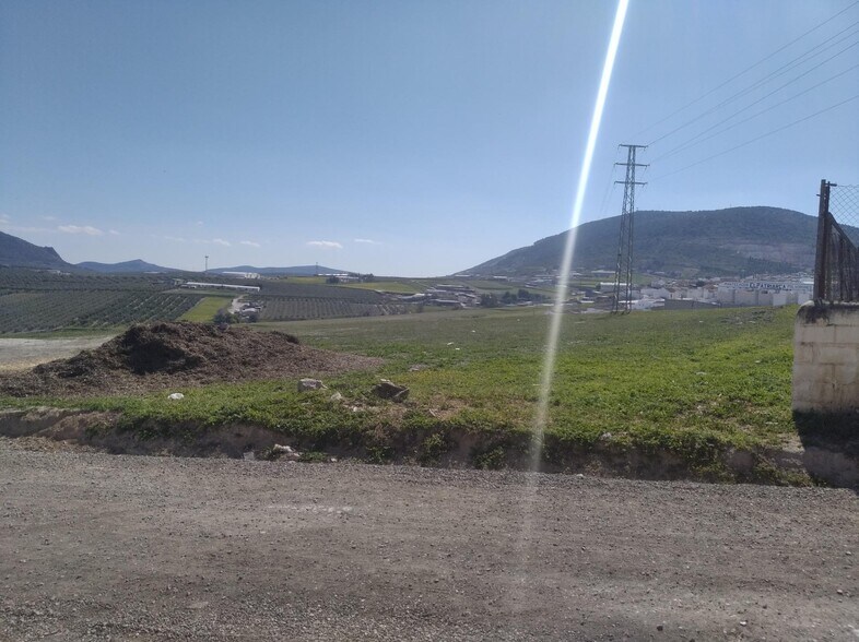 Terreno en SEVILLA en venta - Foto del edificio - Imagen 1 de 3