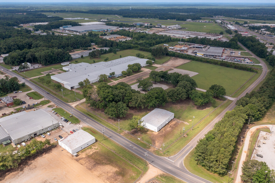 212 Industrial Park Rd, Starkville, MS en alquiler - Foto del edificio - Imagen 2 de 7