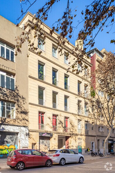 Carrer de Llull, 109, Barcelona, Barcelona en alquiler - Foto del edificio - Imagen 2 de 4