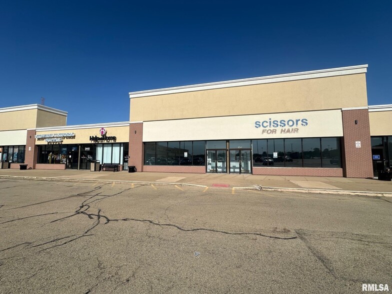 3425-3523 N University St, Peoria, IL en alquiler - Foto del edificio - Imagen 2 de 9