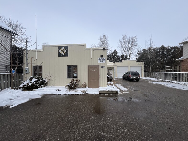 587 Canterbury St, Woodstock, ON en venta - Foto principal - Imagen 1 de 3