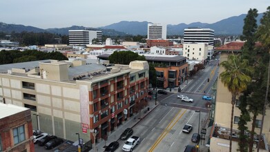 89 S Fair Oaks Ave, Pasadena, CA en alquiler Foto del edificio- Imagen 2 de 2