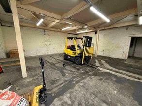 Atlas Works, Paragon Rd, Stoke On Trent en alquiler Foto del interior- Imagen 2 de 3