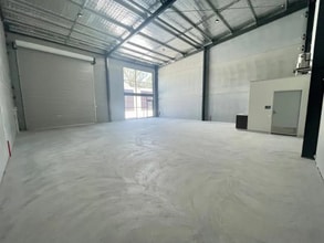 2 Fleet Cl, Tuggerah en alquiler Foto del interior- Imagen 1 de 3