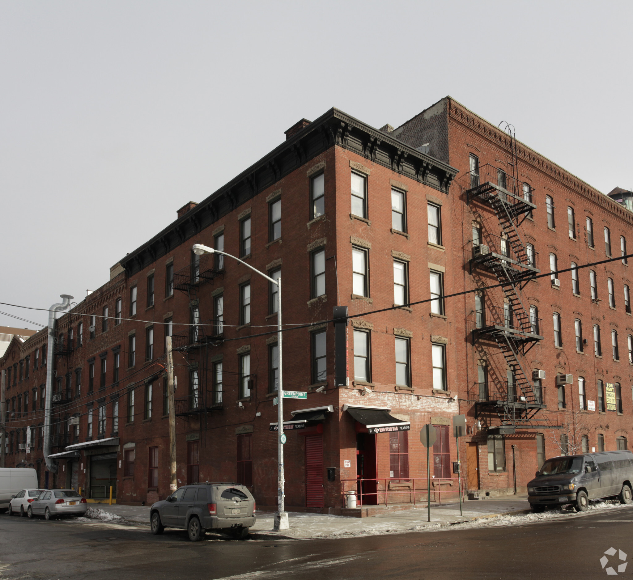 37 Greenpoint Ave, Brooklyn, NY en alquiler Foto del edificio- Imagen 1 de 11