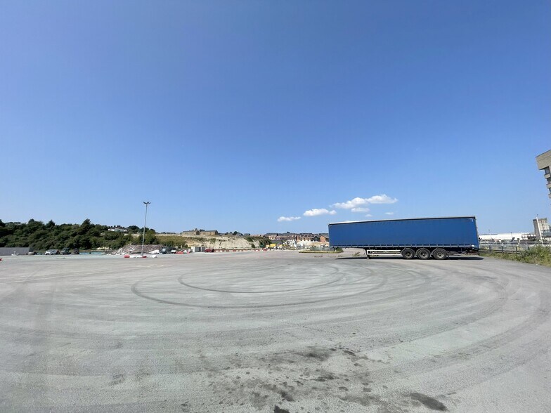 High St, Northfleet en alquiler - Foto del edificio - Imagen 3 de 4