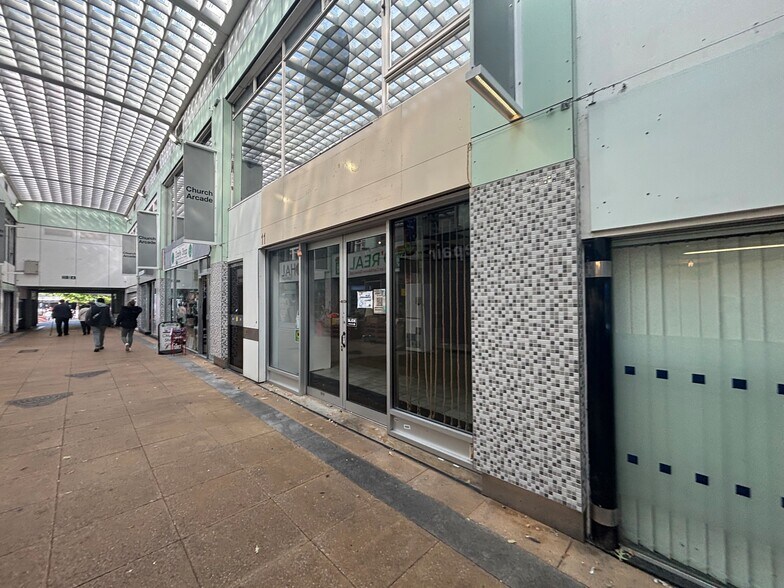 1-18 Church Arcade, Bedford en alquiler - Foto del edificio - Imagen 2 de 55