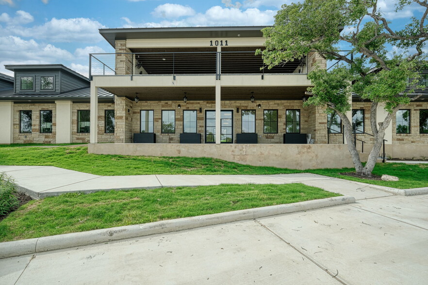 1011 Wilson Ranch pl, Cedar Park, TX en alquiler - Foto del edificio - Imagen 2 de 19