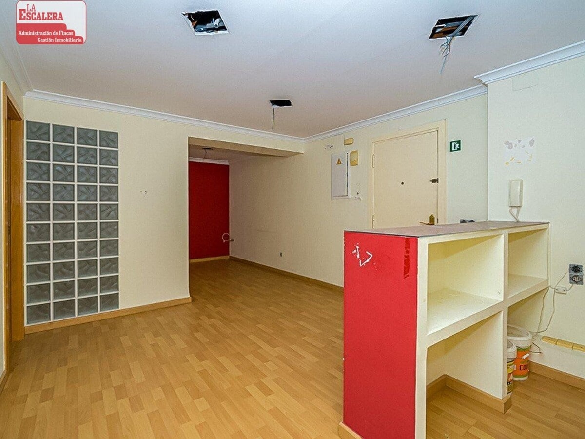 Carrer de Tomàs Ortuño, 6, Benidorm, ALI 03501 - Unidad - -  - Foto del interior - Image 1 of 11