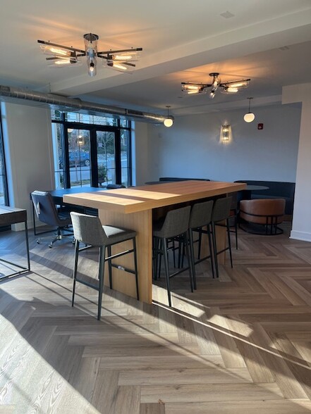 511 2nd St, Excelsior, MN en venta - Foto del edificio - Imagen 2 de 6