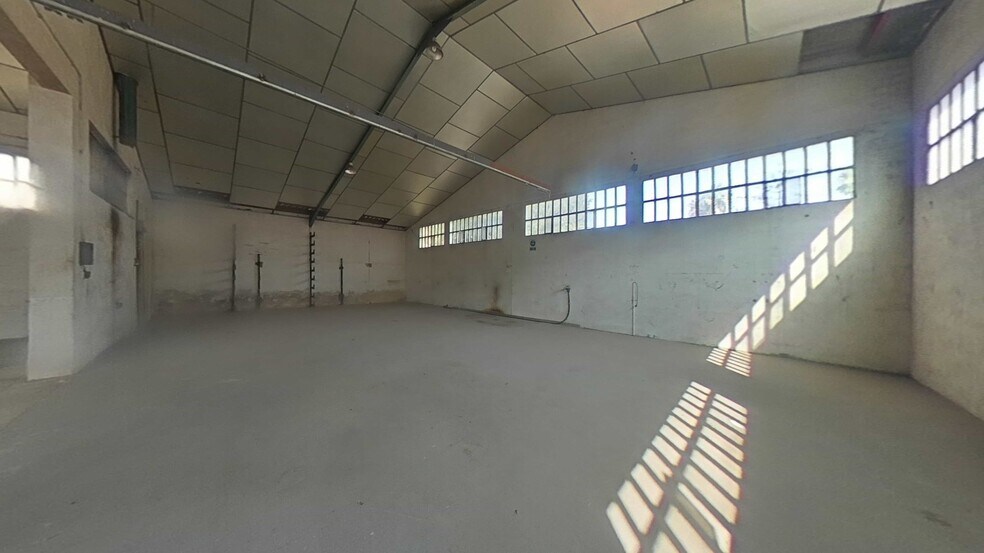 Nave en Puigpelat, Tarragona en venta - Foto del interior - Imagen 3 de 11