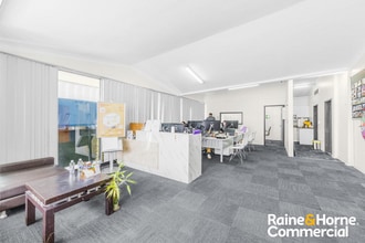 726 Woodville Rd, Fairfield East en alquiler Foto del interior- Imagen 2 de 2