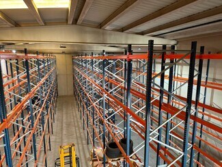 Más detalles de Nave en alquiler