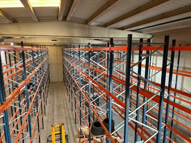 Más detalles de Nave en alquiler