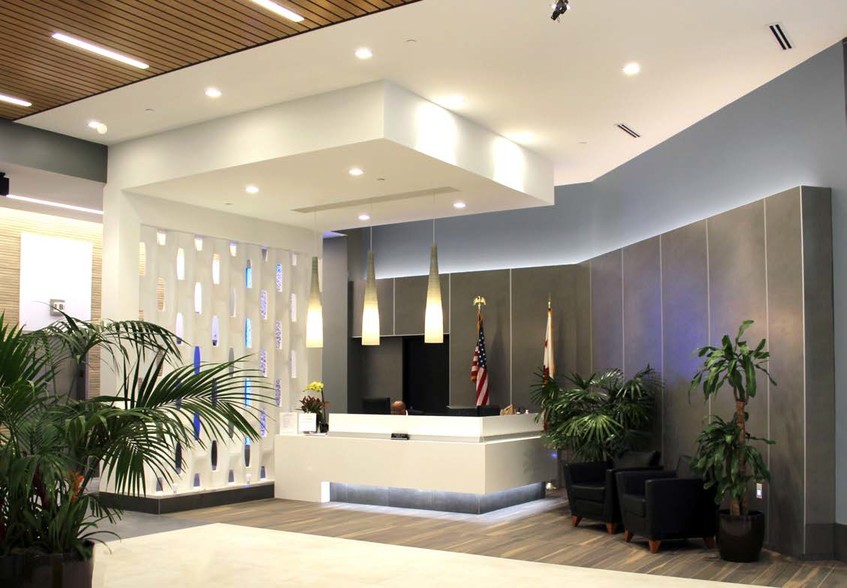 915 L St, Sacramento, CA en alquiler - Lobby - Imagen 2 de 3