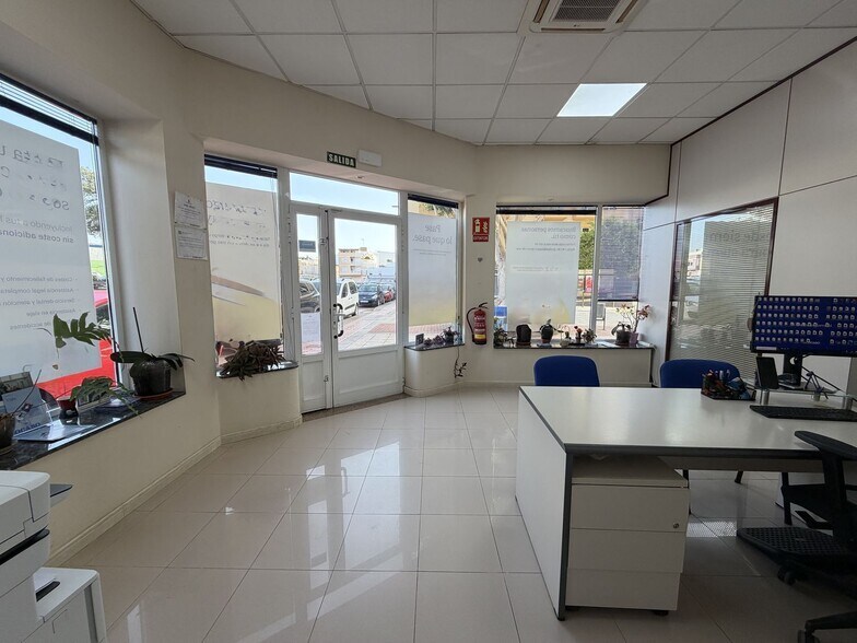 Local en Santa Lucía de Tirajana, Las Palmas en venta - Foto del interior - Imagen 3 de 18
