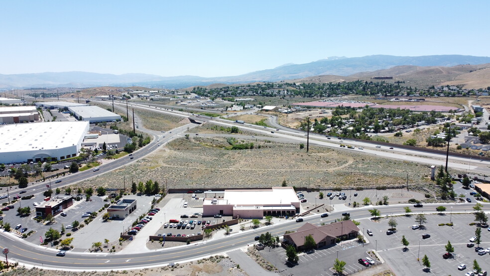 E Golden Valley Rd, Reno, NV en venta - Foto del edificio - Imagen 2 de 2