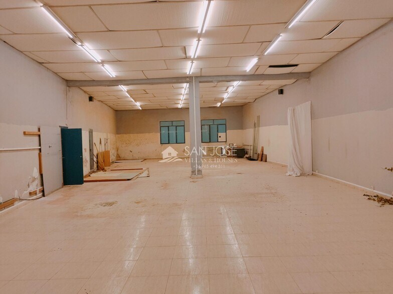 Nave en Aspe en venta - Foto del edificio - Imagen 2 de 35