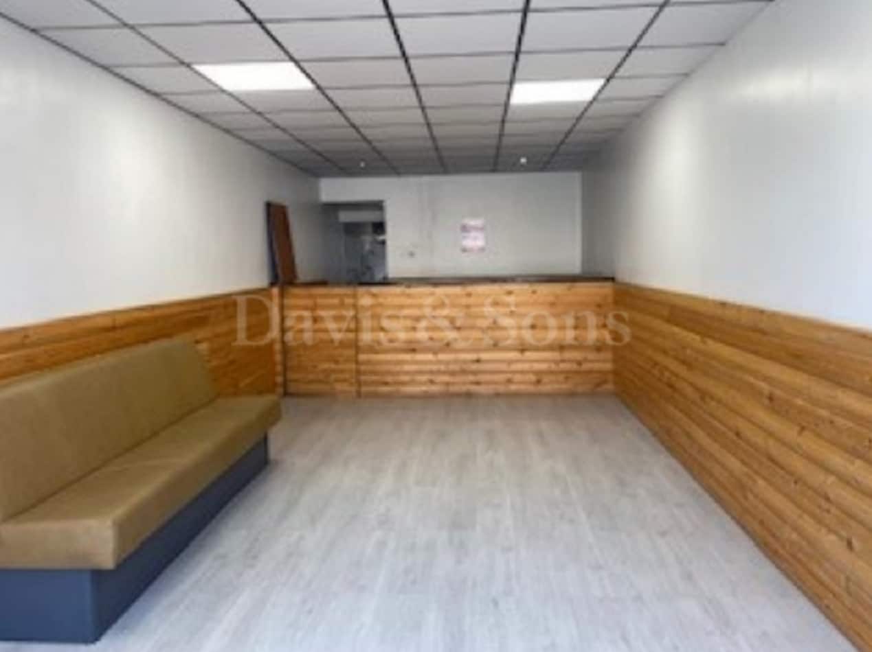 4-4A Commercial St, Cwmbran en alquiler Foto del interior- Imagen 1 de 8