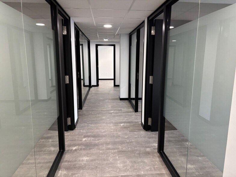 Oficina en A Coruña, La Coruna en alquiler - Foto del interior - Imagen 2 de 14