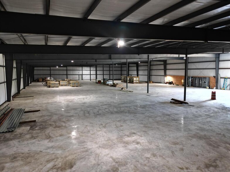 420 Industrial Park Rd, Bangor, MI en venta - Foto del interior - Imagen 3 de 11