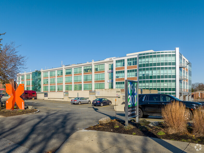 200 Boston Ave, Medford, MA en alquiler - Foto del edificio - Imagen 3 de 8