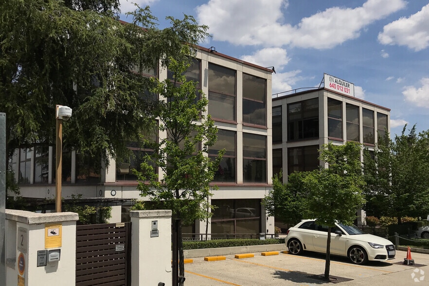 Calle López Santos, 2, Las Rozas de Madrid, Madrid en alquiler - Foto del edificio - Imagen 3 de 24