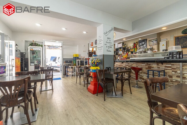 Más detalles de Local en alquiler