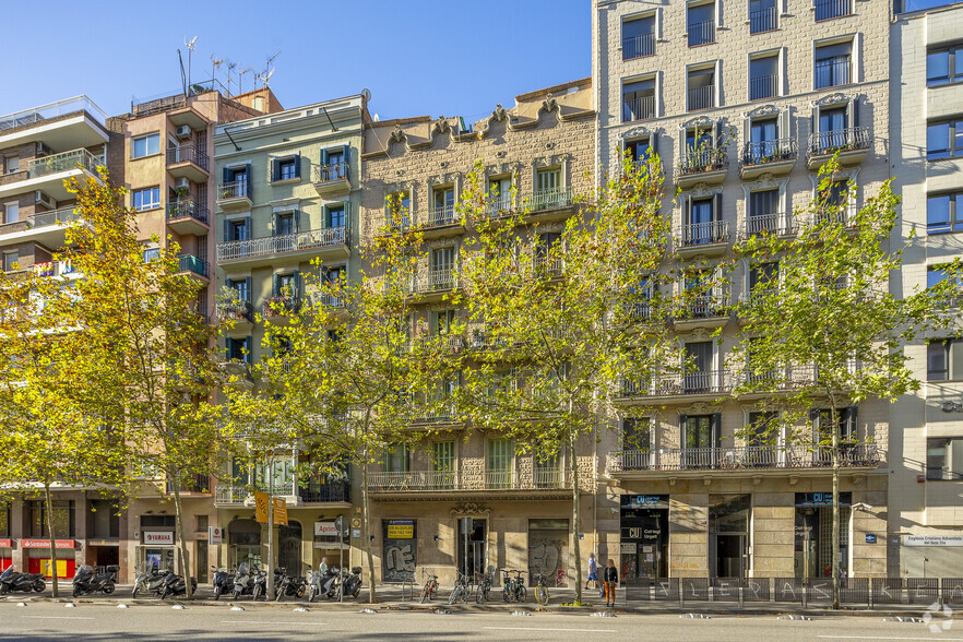 Carrer del Comte D'urgell, Barcelona, Barcelona en alquiler - Foto del edificio - Imagen 2 de 2