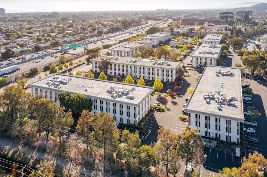 1650 S Amphlett Blvd, San Mateo, CA en alquiler - Vista aérea - Imagen 2 de 20