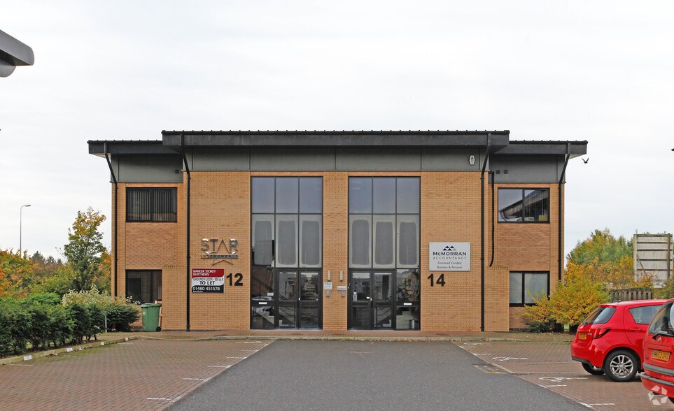 12-14 Eaton Court Rd, Eaton Socon en venta - Foto principal - Imagen 1 de 3