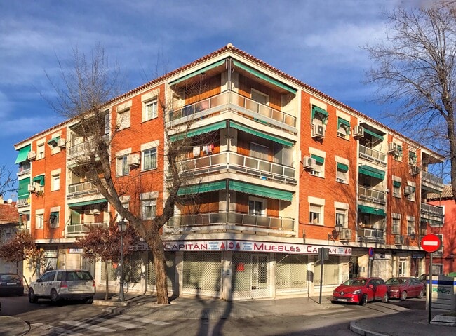Más detalles de Calle Capitán Angosto Gómez, 146, Aranjuez - Edificio residencial​ en venta