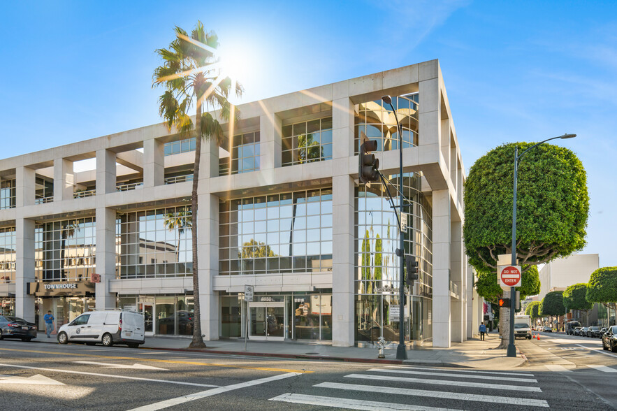 9530-9550 Santa Monica Blvd, Beverly Hills, CA en alquiler - Foto del edificio - Imagen 1 de 19