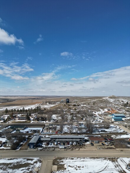 804 Elk St, Alexander, ND en venta - Foto del edificio - Imagen 3 de 23