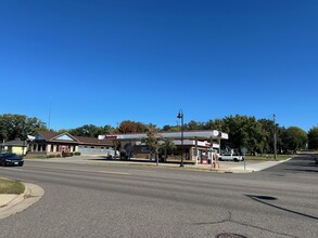 502 Benton Dr N, Sauk Rapids, MN en alquiler Foto del edificio- Imagen 1 de 1