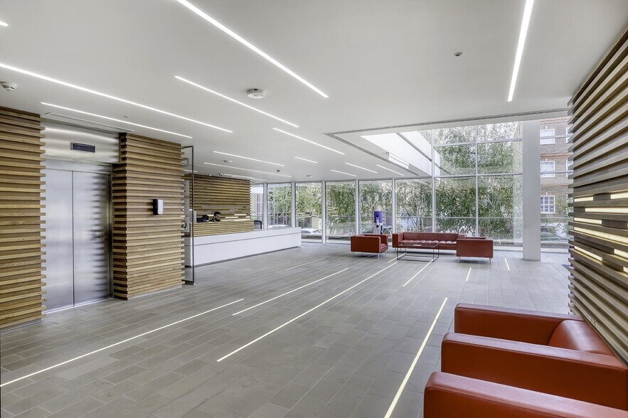 1 Bridge St, Staines en alquiler - Foto del edificio - Imagen 3 de 8